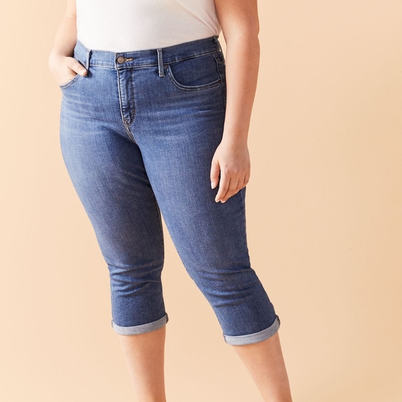 Stretchy 311 Shaping Jean Capri - Levi's - Picture 2 of 5